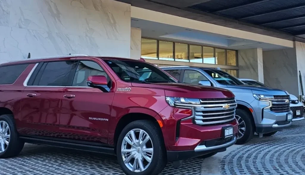 Chevrolet Suburban private airport transfer in Los Cabos